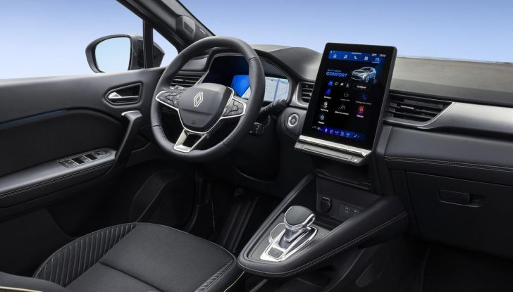 Renault Symbioz: prime informazioni sul nuovo C-SUV - Foto 20 di 103