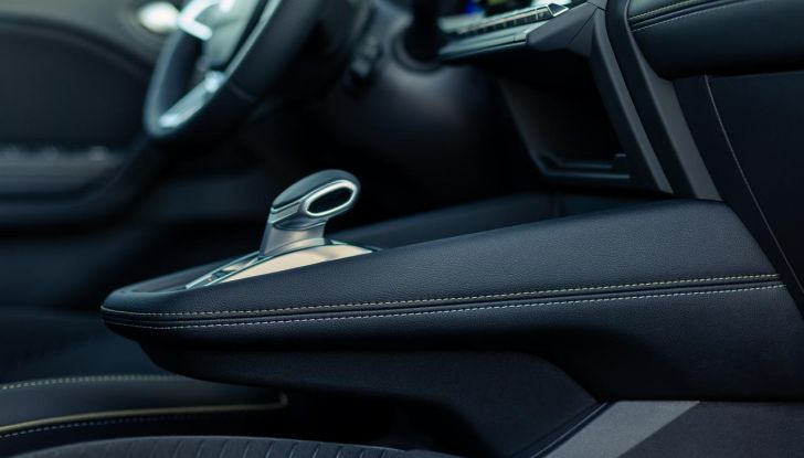 Renault Symbioz: prime informazioni sul nuovo C-SUV - Foto 34 di 103