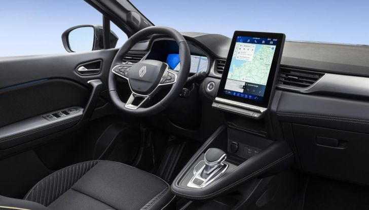 Renault Symbioz: prime informazioni sul nuovo C-SUV - Foto 18 di 103