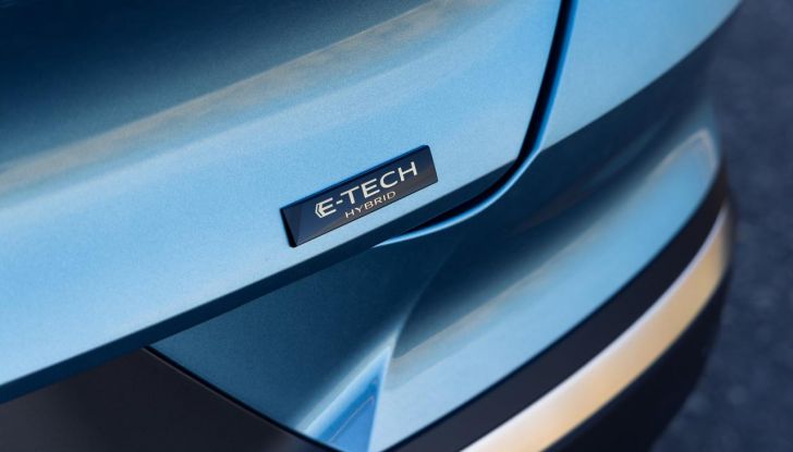 Renault Symbioz: prime informazioni sul nuovo C-SUV - Foto 49 di 103