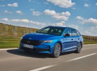 Skoda Octavia Wagon 2024 bagagliaio, motori, dimensioni e prezzi