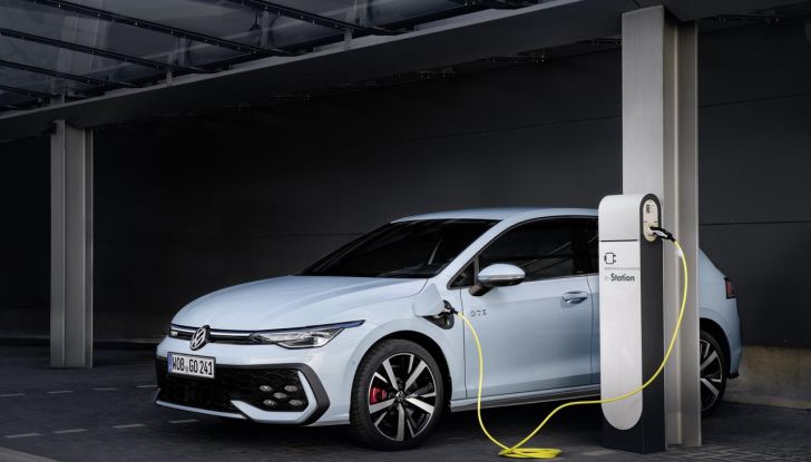 Volkswagen Golf GTE ed eHybrid 2024