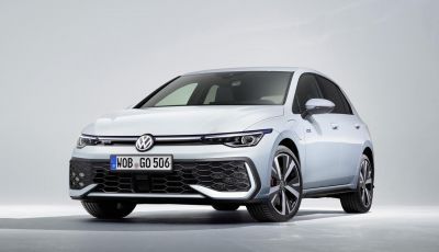 Volkswagen Golf 2025: ordinabili le versioni GTE ed eHybrid da 44.240 euro