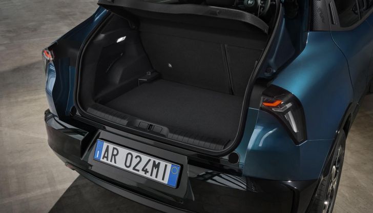 Alfa Romeo Junior Veloce: debutta la nuova versione con motore da 280 CV - Foto 58 di 59