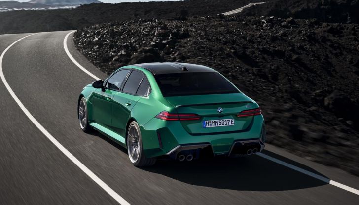 BMW M5 2025: caratteristiche, design, abitacolo, motore, autonomia, prestazioni e disponibilità - Foto 60 di 67