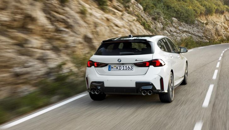 BMW Serie 1 2025: caratteristiche, design, abitacolo, versioni, motori e prestazioni - Foto 44 di 124