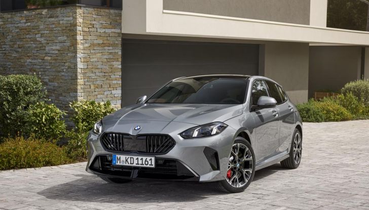 BMW Serie 1 2025: caratteristiche, design, abitacolo, versioni, motori e prestazioni - Foto 8 di 124