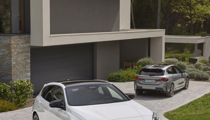 BMW Serie 1 2025: caratteristiche, design, abitacolo, versioni, motori e prestazioni - Foto 110 di 124