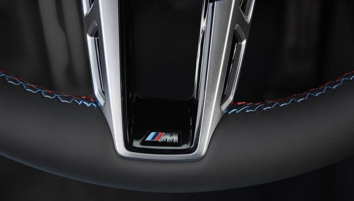 BMW Serie 1 2025: caratteristiche, design, abitacolo, versioni, motori e prestazioni - Foto 98 di 124