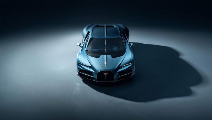 Bugatti Tourbillon: caratteristiche, design, abitacolo, motore, prestazioni, autonomia e prezzo - Foto 29 di 43