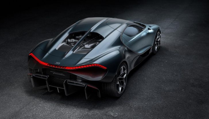 Bugatti Tourbillon: caratteristiche, design, abitacolo, motore, prestazioni, autonomia e prezzo - Foto 13 di 43
