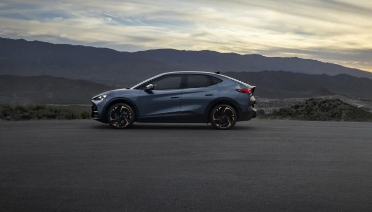 Cupra Tavascan: al via agli ordini in Italia in quattro versioni da 51.850 euro - Foto 11 di 45