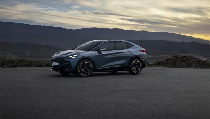 Cupra Tavascan: al via agli ordini in Italia in quattro versioni da 51.850 euro - Foto 9 di 45