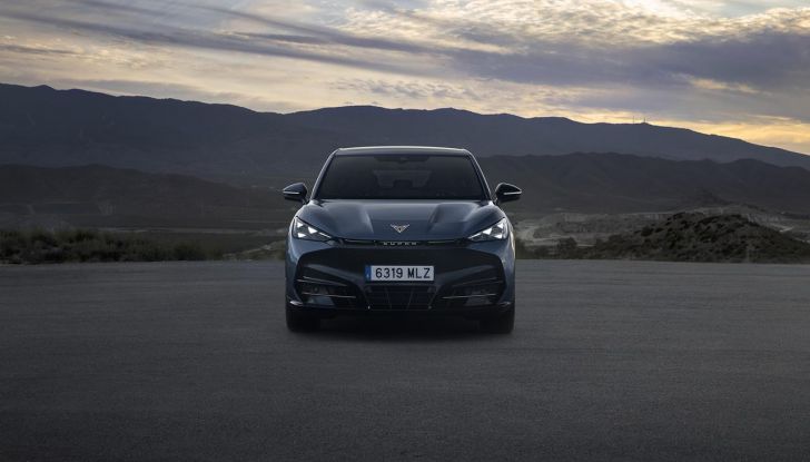 Cupra Tavascan: al via agli ordini in Italia in quattro versioni da 51.850 euro - Foto 10 di 45