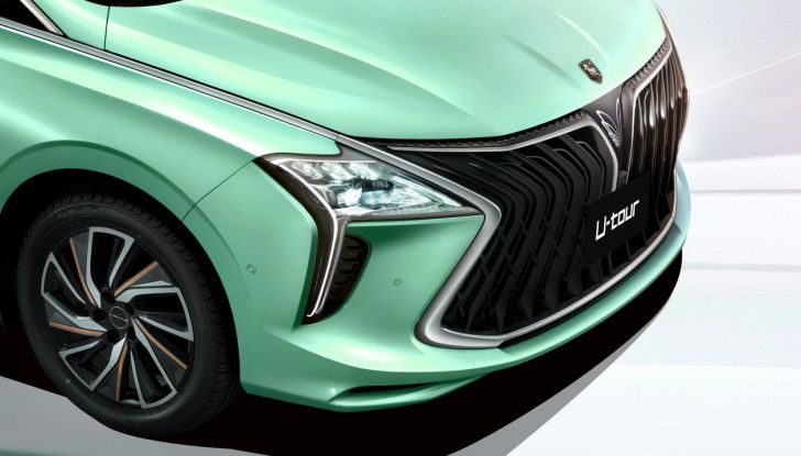 Debutta Forthing Italia: abbiamo provato il crossover ed il monovolume - Foto 14 di 111