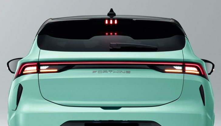 Debutta Forthing Italia: abbiamo provato il crossover ed il monovolume - Foto 6 di 111