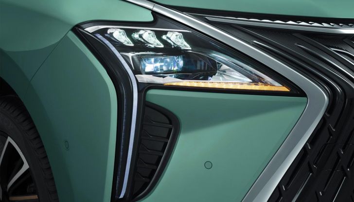 Debutta Forthing Italia: abbiamo provato il crossover ed il monovolume - Foto 42 di 111