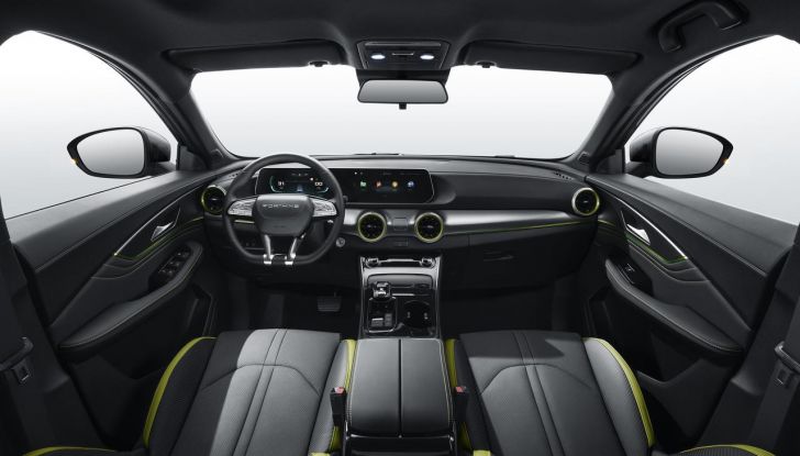 Debutta Forthing Italia: abbiamo provato il crossover ed il monovolume - Foto 56 di 111