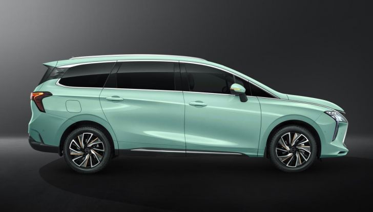 Debutta Forthing Italia: abbiamo provato il crossover ed il monovolume - Foto 87 di 111