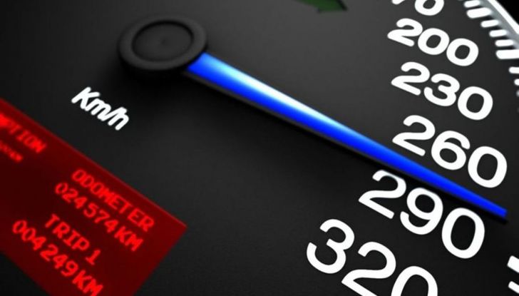 Multa per eccesso di velocità: cosa fare, sanzioni e punti - Foto 11 di 12