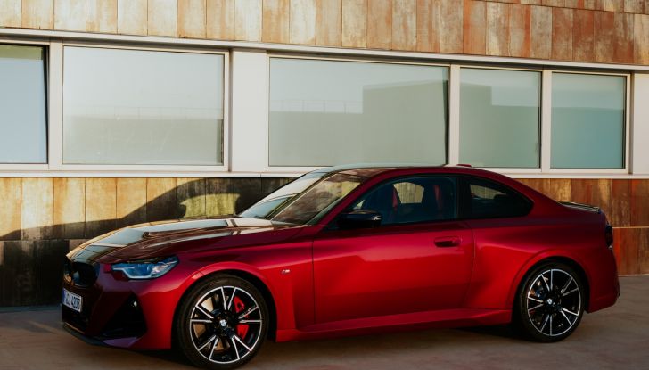 Nuova BMW Serie 2 Coupé: caratteristiche, design, abitacolo, motori, versioni e prestazioni - Foto 14 di 23