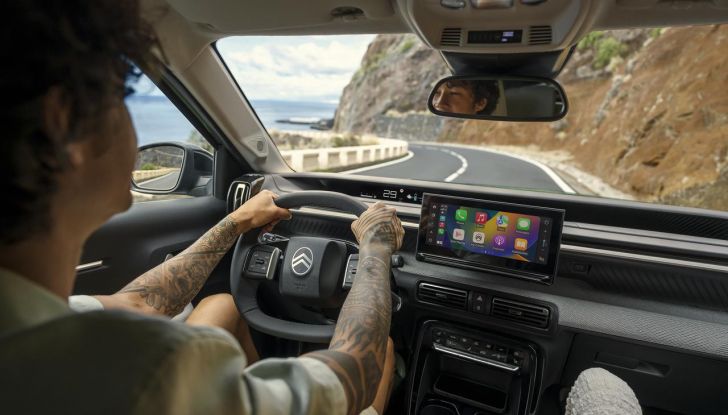 Nuova Citroën C3 Aircross: caratteristiche, design, abitacolo, motori, allestimenti e prezzi - Foto 32 di 46