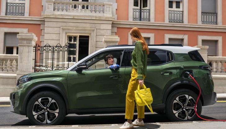 Nuova Citroën C3 Aircross: caratteristiche, design, abitacolo, motori, allestimenti e prezzi - Foto 26 di 46