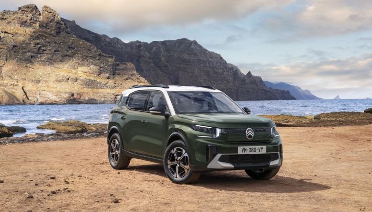 Nuova Citroën C3 Aircross: caratteristiche, design, abitacolo, motori, allestimenti e prezzi - Foto 8 di 46