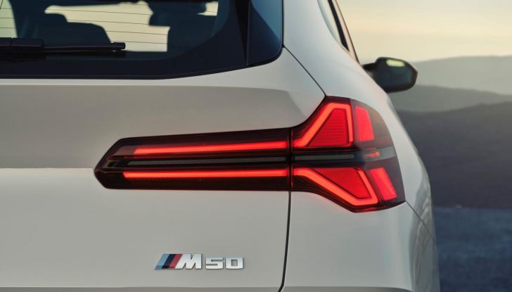 Nuovo BMW X3: caratteristiche, design, abitacolo, versioni e motori - Foto 77 di 94