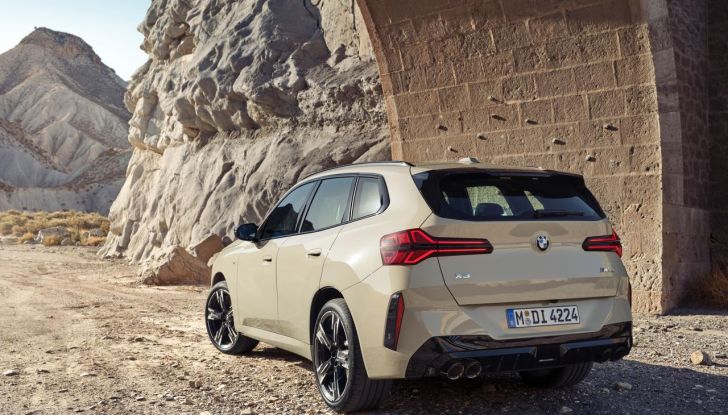 Nuovo BMW X3: caratteristiche, design, abitacolo, versioni e motori - Foto 85 di 94