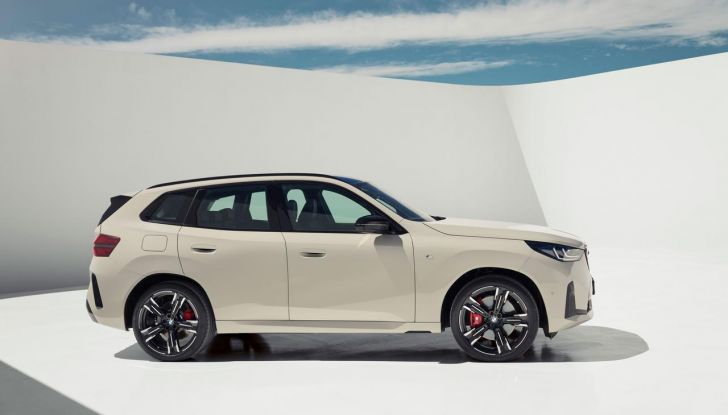 Nuovo BMW X3: caratteristiche, design, abitacolo, versioni e motori - Foto 56 di 94