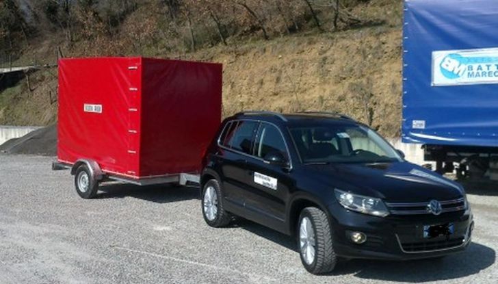 Patente BE per rimorchio: cosa guidare e come ottenerla nel 2024 - Foto 3 di 12