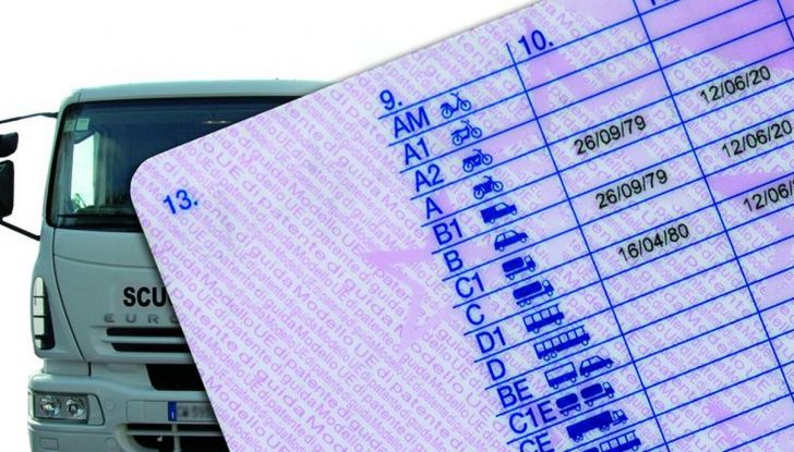 Patente E 2024: esame, costi e documenti necessari - Foto 2 di 10