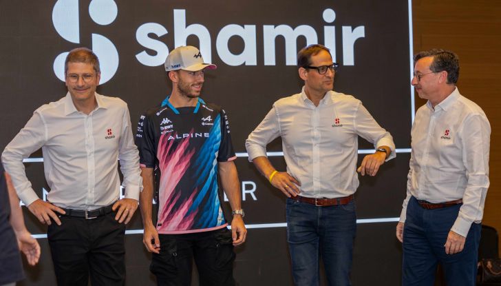 Visione in auto di giorno e di notte: ecco le lenti Shamir Driver Intelligence - Foto 5 di 5