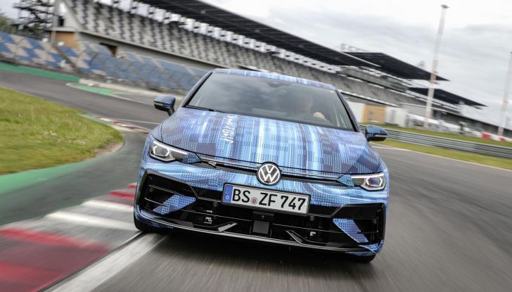 Rivian: il partner che può salvare Volkswagen (e rivoluzionare l’industria dell’auto) - Foto 9 di 116