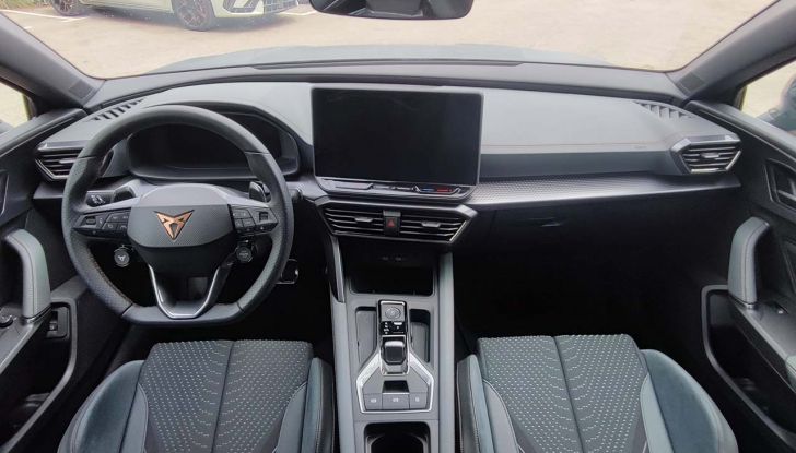 Cupra Leon e Formentor 2024: prova su strada, caratteristiche e motorizzazioni - Foto 20 di 36