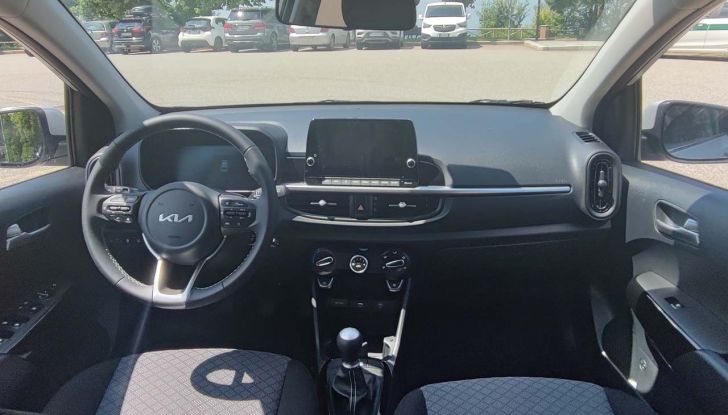 Kia Picanto 2024: prova su strada, consumi e prezzi della city car sudcoreana - Foto 11 di 20