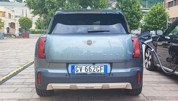 Mini Countryman E e SE ALL4 2024: prova su strada del SUV nelle versioni elettriche - Foto 12 di 26