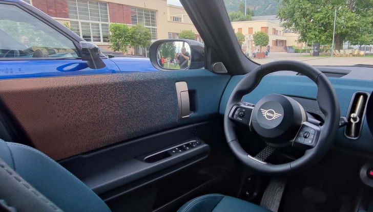 Mini Countryman E e SE ALL4 2024: prova su strada del SUV nelle versioni elettriche - Foto 22 di 26