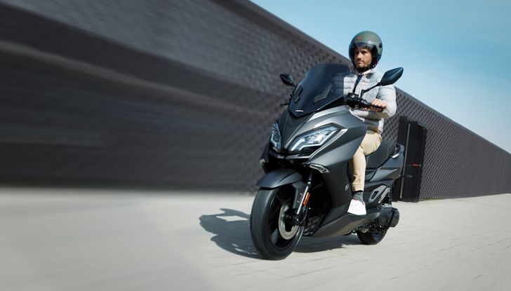 Nerva EXE, lo scooter elettrico a 0 emissioni e 1.000 euro di sconto - Foto 5 di 9