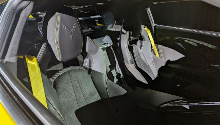 Chevrolet Corvette ZR1 2025: caratteristiche, design, abitacolo, motore, prestazioni e versioni - Foto 51 di 99