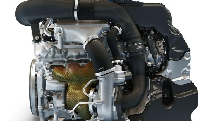 Chevrolet Corvette ZR1 2025: caratteristiche, design, abitacolo, motore, prestazioni e versioni - Foto 2 di 99