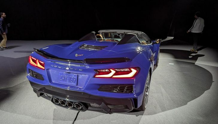 Chevrolet Corvette ZR1 2025: caratteristiche, design, abitacolo, motore, prestazioni e versioni - Foto 55 di 99