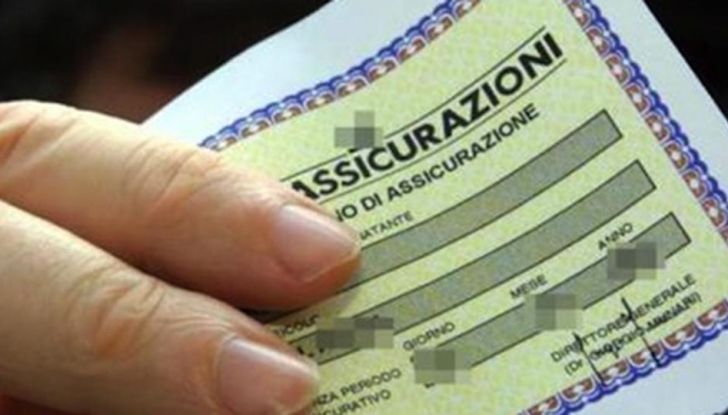 Controllo assicurazione auto: verifica della copertura RCA 2024 - Foto 5 di 12
