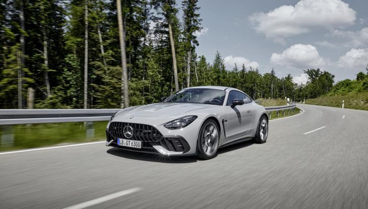 Mercedes-AMG GT 63 Pro: caratteristiche, design, motore e prestazioni - Foto 10 di 37