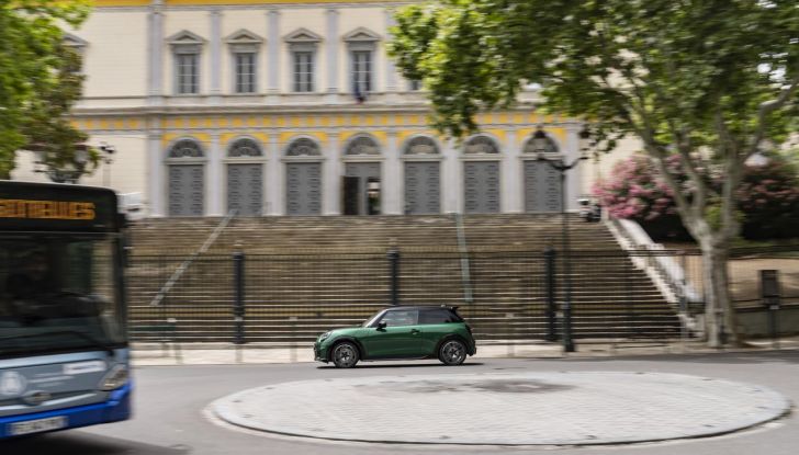 Mini Cooper S: debutta la nuova versione John Cooper Works - Foto 13 di 41