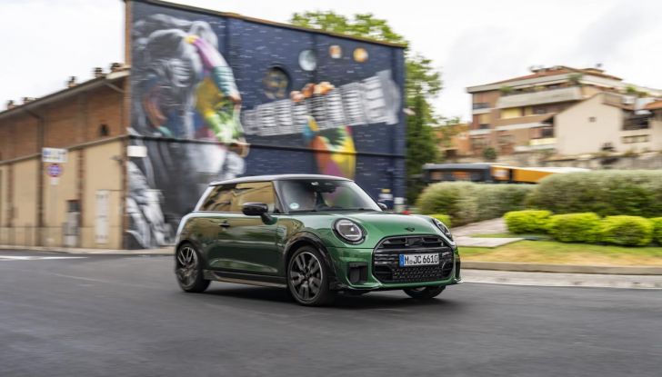 Mini Cooper S: debutta la nuova versione John Cooper Works - Foto 30 di 41