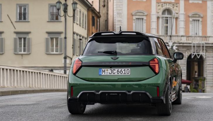 Mini Cooper S: debutta la nuova versione John Cooper Works - Foto 25 di 41