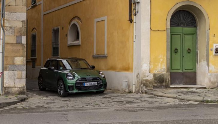 Mini Cooper S: debutta la nuova versione John Cooper Works - Foto 18 di 41