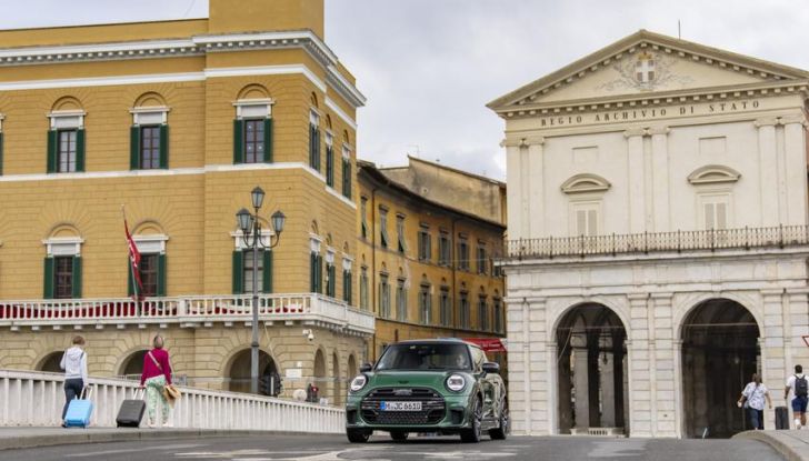 Mini Cooper S: debutta la nuova versione John Cooper Works - Foto 20 di 41